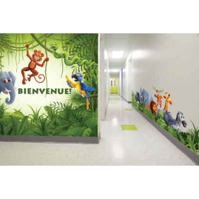 murale corridor jungle